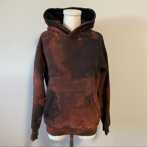 Aritzia TNA The Perfect Hoodie Bleach Tie Dye - Picture 4 of 15